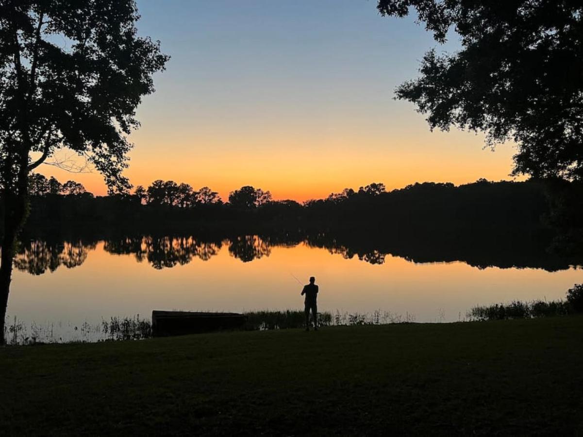 Hammock Lake House - 4Bdr Lake Park Valdosta Area エクステリア 写真